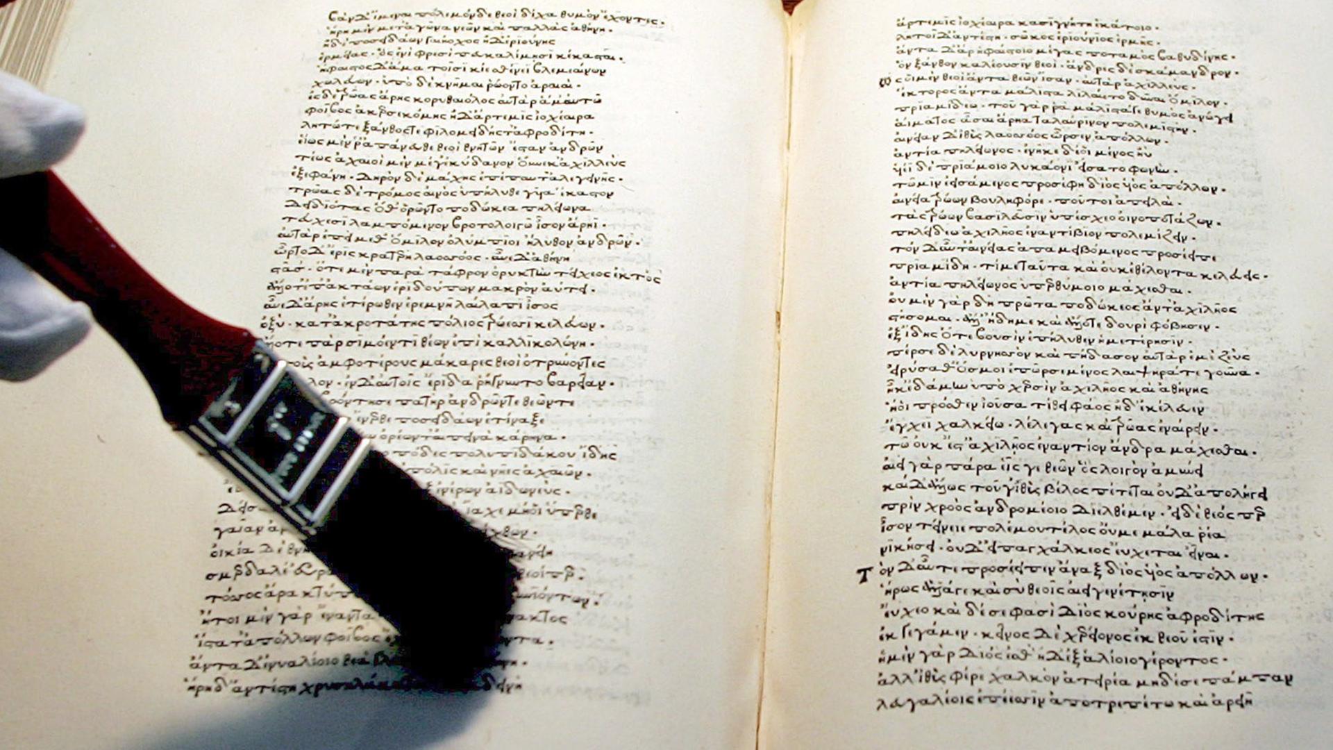 Historisches Buch mit Werken von Homer Historisches Buch mit Werken von Homer