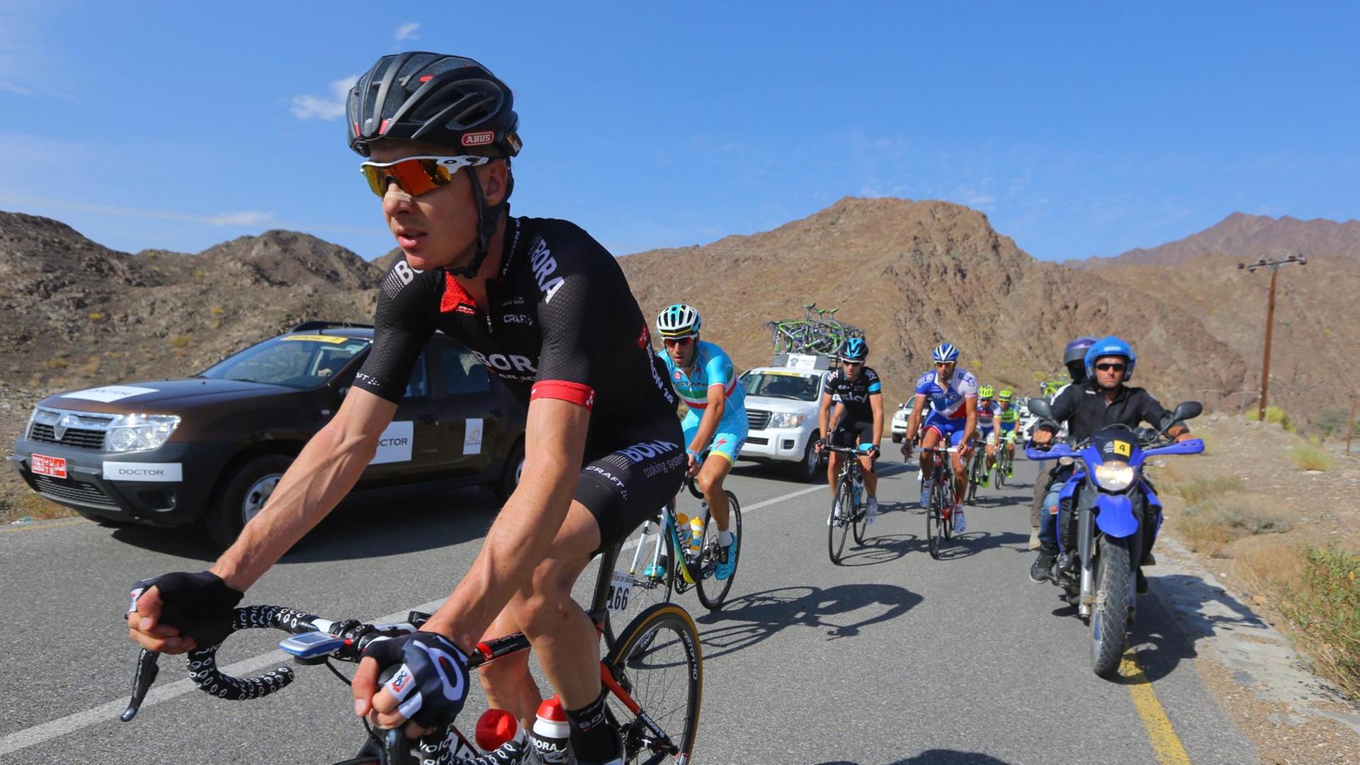 Dominik Nerz bei der Oman-Rundfahrt 2015. Dominik Nerz bei der Oman-Rundfahrt 2015.