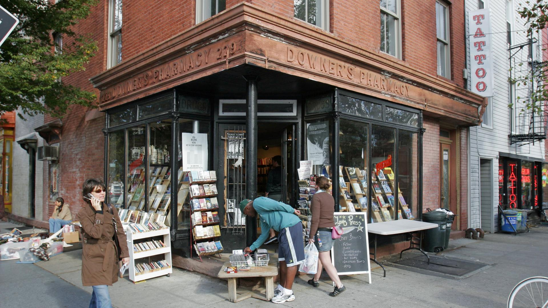 Buchladen in Williamsburg, Brooklyn, New York Buchladen in Williamsburg, Brooklyn, New York
