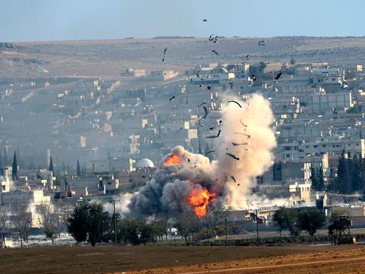 Eine Explosion in Kobane nach einem US-geführten Luftangriff.