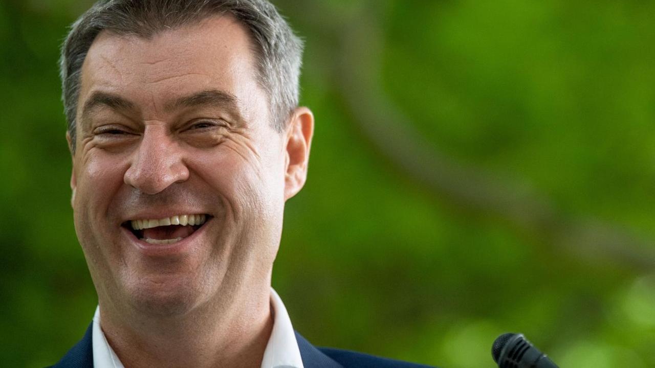 30.07.2019, Bayern, München: Markus Söder (CSU), Ministerpräsident von Bayern, nimmt an der Pressekonferenz zur Kabinettssitzung im Hofgarten teil. 30.07.2019, Bayern, München: Markus Söder (CSU), Ministerpräsident von Bayern, nimmt an der Pressekonferenz zur Kabinettssitzung im Hofgarten teil.