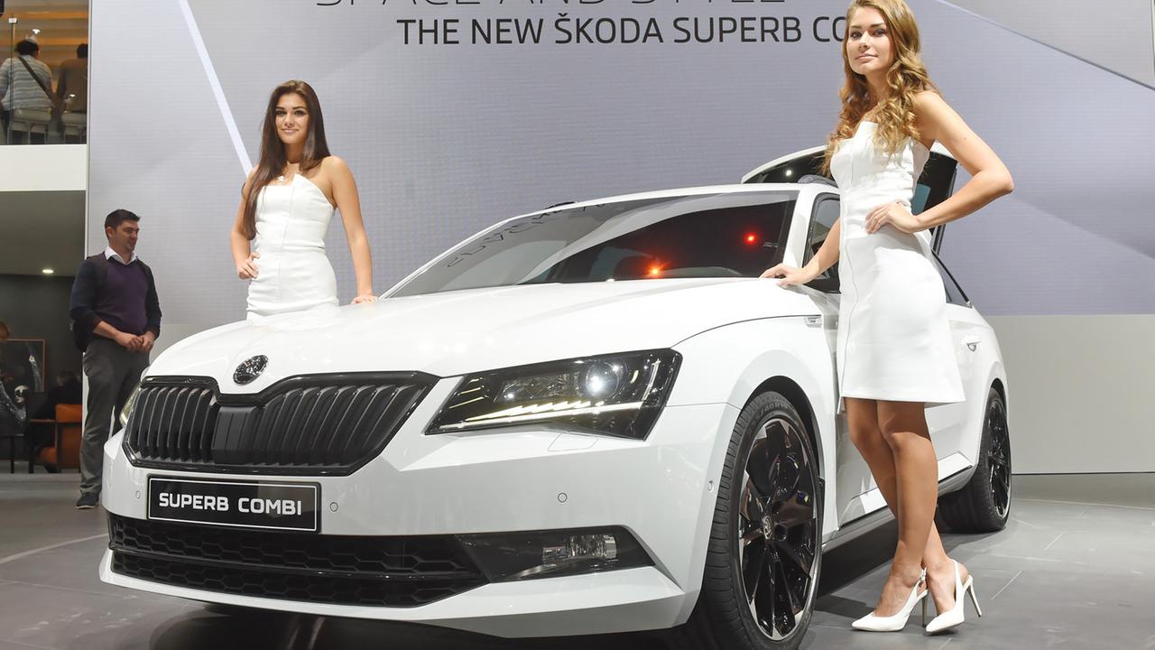 Bei der Internationalen Automobil-Ausstellung in Frankfurt am Main wurde am 15.9.2015 der neue Skoda Superb Combi vorgestellt. Bei der Internationalen Automobil-Ausstellung in Frankfurt am Main wurde am 15.9.2015 der neue Skoda Superb Combi vorgestellt.