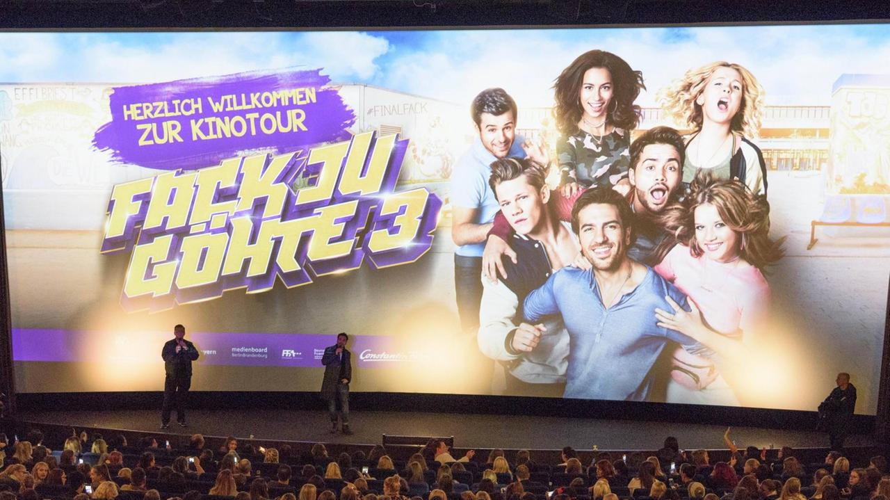 Bora Dagtekin und Elyas M'Barak beim Screening des Kinofilms "Fack Ju Göhte" im Cicentta, Nürnberg