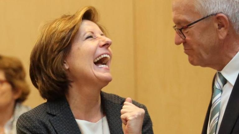Die SPD-Politikerin Malu Dreyer (links) und der Grünen-Politiker Winfried Kretschmann (rechts) Die SPD-Politikerin Malu Dreyer (links) und der Grünen-Politiker Winfried Kretschmann (rechts)