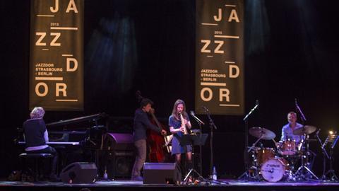 Julia Hülsmann Trio mit Alexandra Grimal beim 9. Jazzdor Strasbourg-Berlin 2015