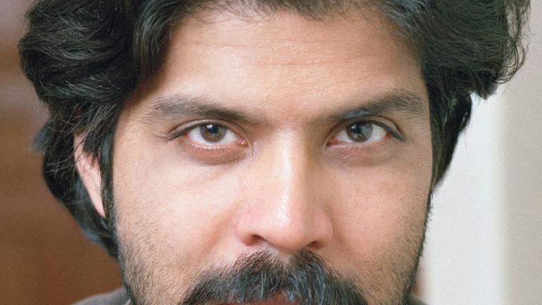 Die undatierte Aufnahme zeigt den indischen Publizisten und Historiker Pankaj Mishra. Er erhält den Leipziger Buchpreis zur Europäischen Verständigung 2014. Foto: Nina Subin, S. Fischer Verlag Die undatierte Aufnahme zeigt den indischen Publizisten und Historiker Pankaj Mishra. Er erhält den Leipziger Buchpreis zur Europäischen Verständigung 2014. Foto: Nina Subin, S. Fischer Verlag