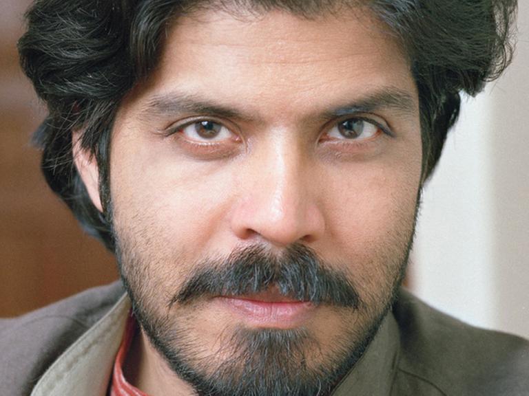 Die undatierte Aufnahme zeigt den indischen Publizisten und Historiker Pankaj Mishra. Er erhält den Leipziger Buchpreis zur Europäischen Verständigung 2014. Foto: Nina Subin, S. Fischer Verlag Die undatierte Aufnahme zeigt den indischen Publizisten und Historiker Pankaj Mishra. Er erhält den Leipziger Buchpreis zur Europäischen Verständigung 2014. Foto: Nina Subin, S. Fischer Verlag
