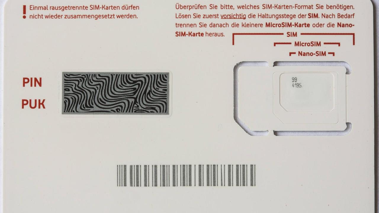 Eine Multiformat-SIM-Karte in Kreditkartengröße, das für das Endgerät benötigte Format kann herausgebrochen werden 