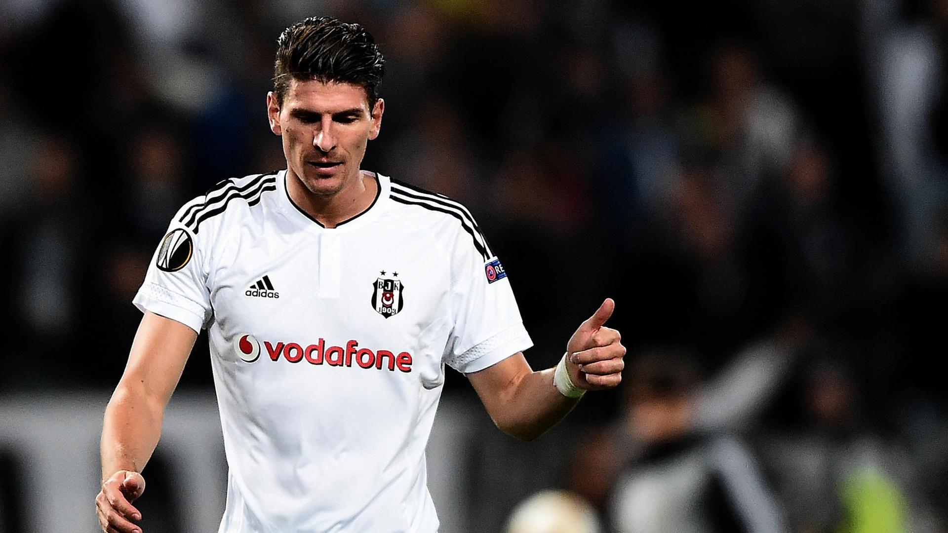 Mario Gomez im Besiktas-Trikot Mario Gomez im Besiktas-Trikot