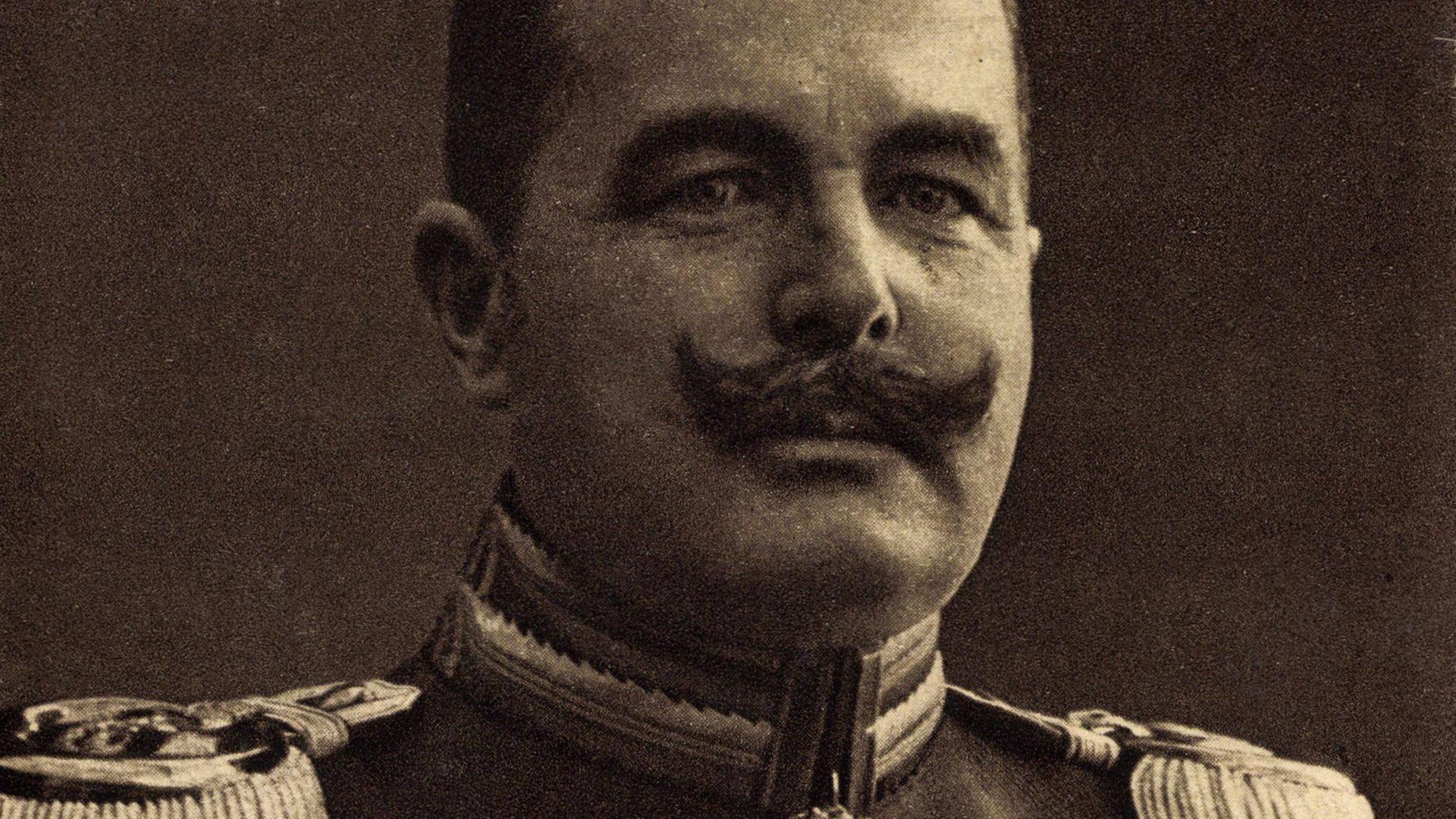 Adolf Wild von Hohenborn war preußischer Offizier und Kriegsminister. Sein Erlass führte zur Judenzählung am 1. November 1916. Adolf Wild von Hohenborn war preußischer Offizier und Kriegsminister. Sein Erlass führte zur Judenzählung am 1. November 1916.