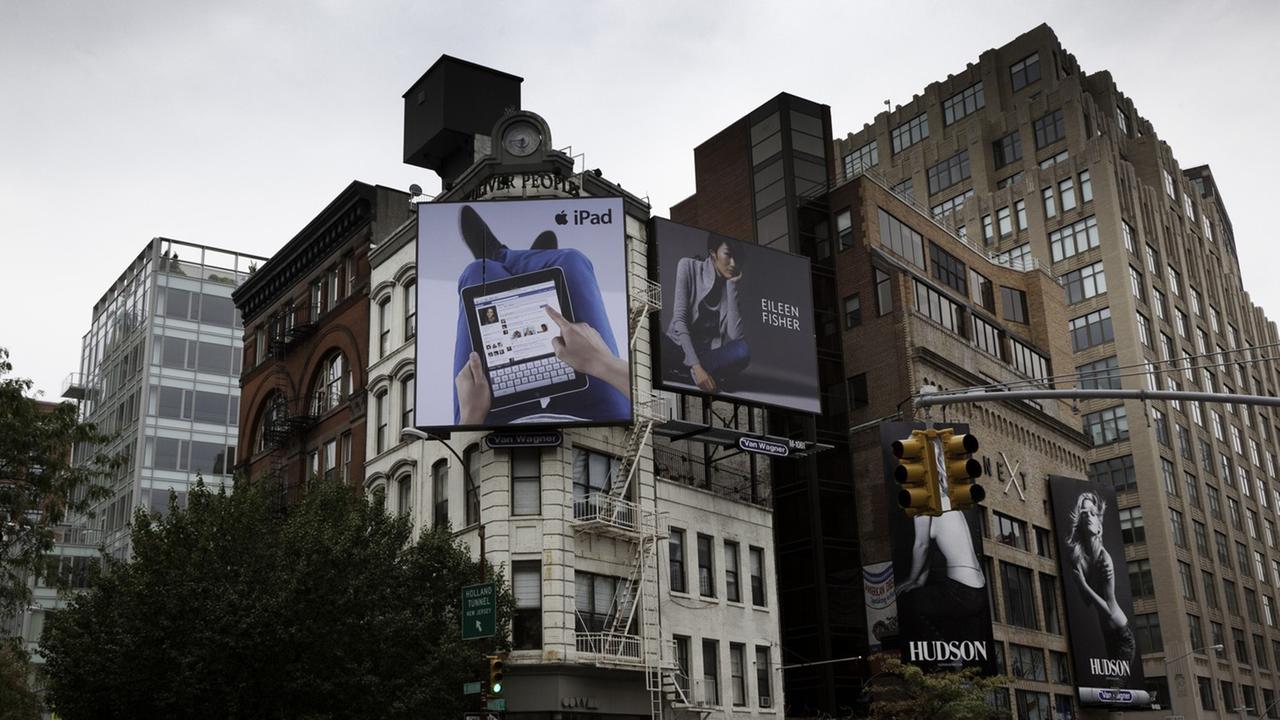 Straßenkreuzung im New Yorker Stadtteil SoHo Straßenkreuzung im New Yorker Stadtteil SoHo