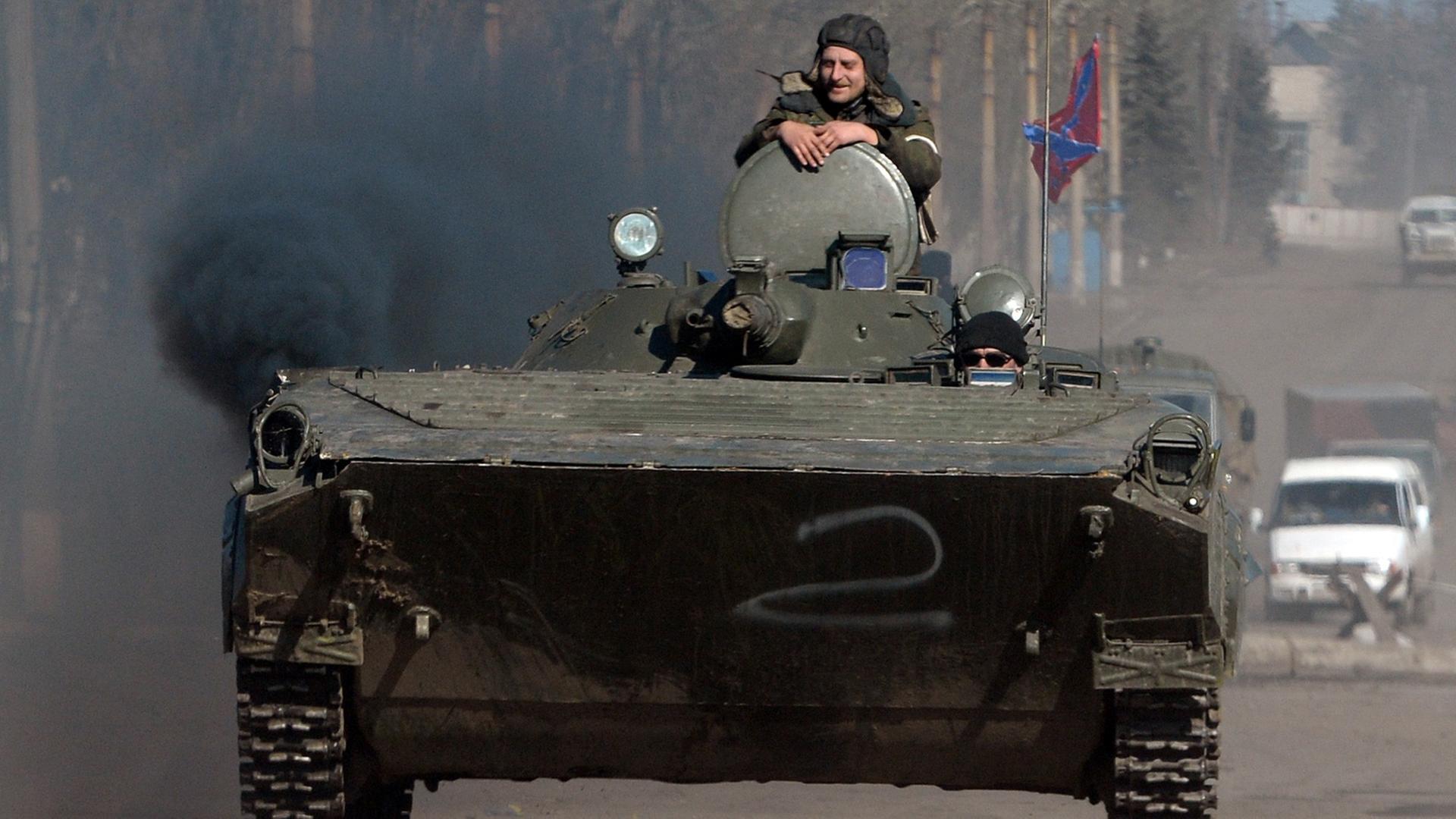 Pro-russische Separatisten in Debalzewe in der Ostukraine. Pro-russische Separatisten in Debalzewe in der Ostukraine.