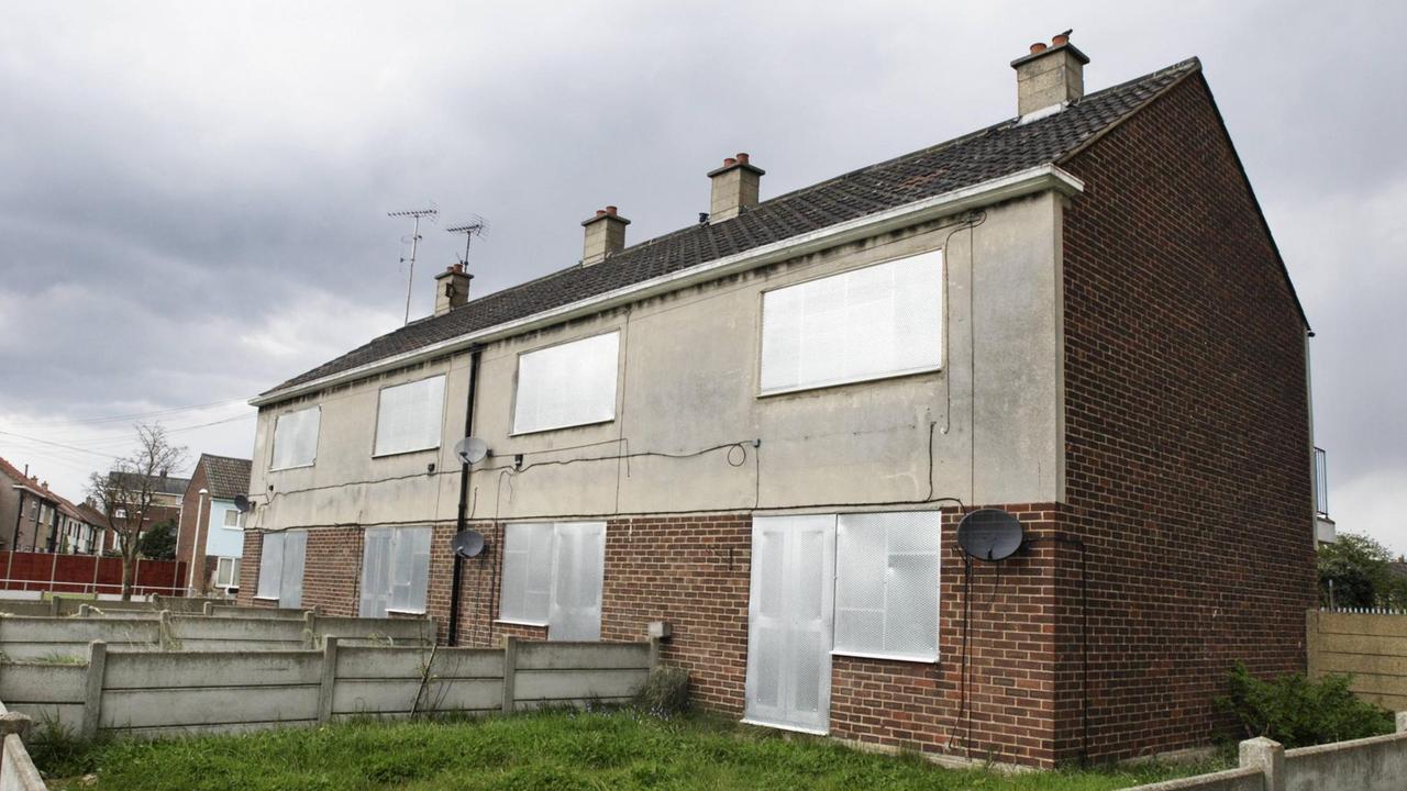 Verlassene Häuser im östllichen Stadtteil Londons in Dagenham. Verlassene Häuser im östllichen Stadtteil Londons in Dagenham.