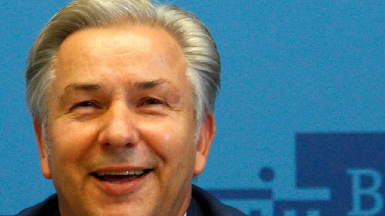 Berlins Regierender Bürgermeister Klaus Wowereit bei der Pressekonferenz zu seinem Rücktritt Berlins Regierender Bürgermeister Klaus Wowereit bei der Pressekonferenz zu seinem Rücktritt