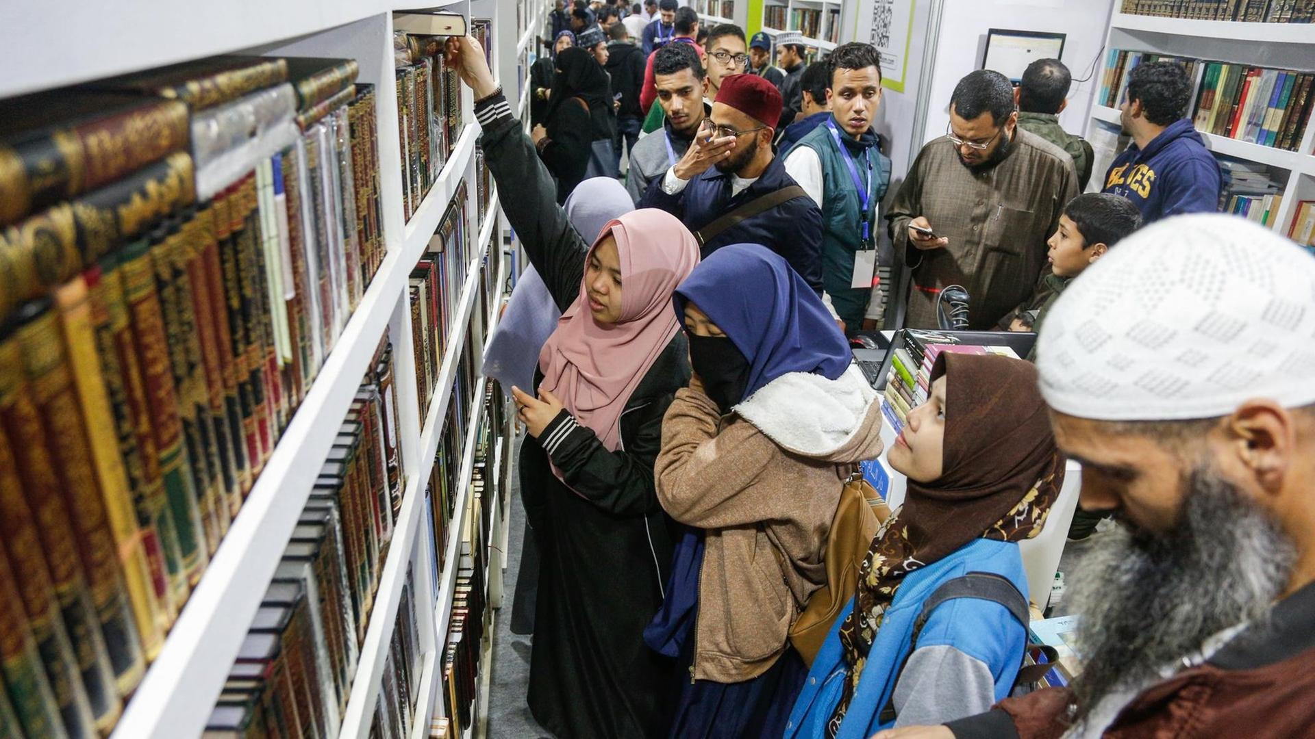 Das Foto zeigt die Buchmesse in Kairo im Januar 2019. Das Foto zeigt die Buchmesse in Kairo im Januar 2019.