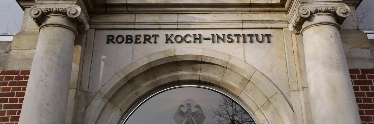 Das Foto zeigt das Robert Koch-Institut, RKI, in Berlin. Das Foto zeigt das Robert Koch-Institut, RKI, in Berlin.