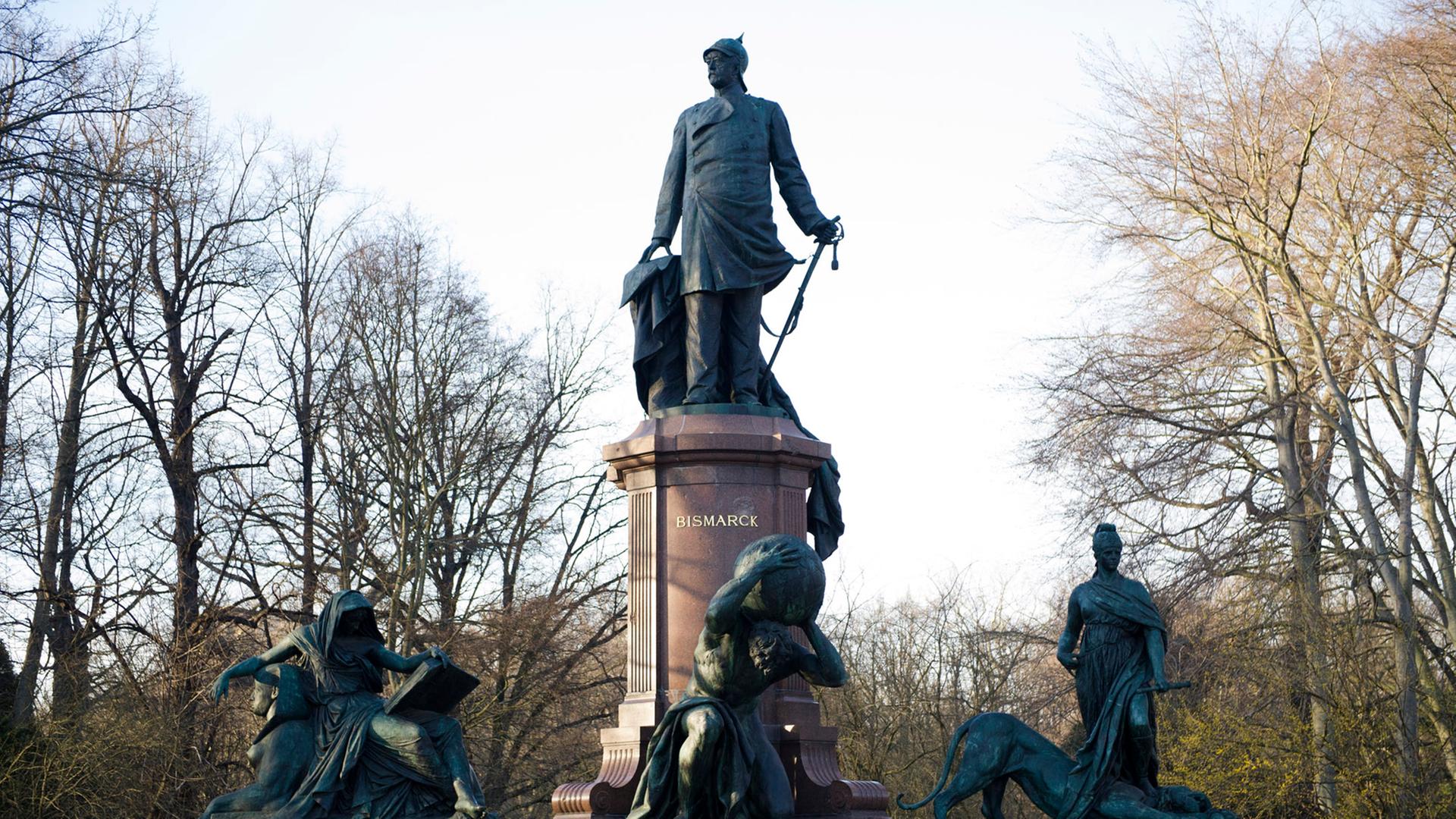 Bismarckstatue in Berlin Bismarckstatue in Berlin