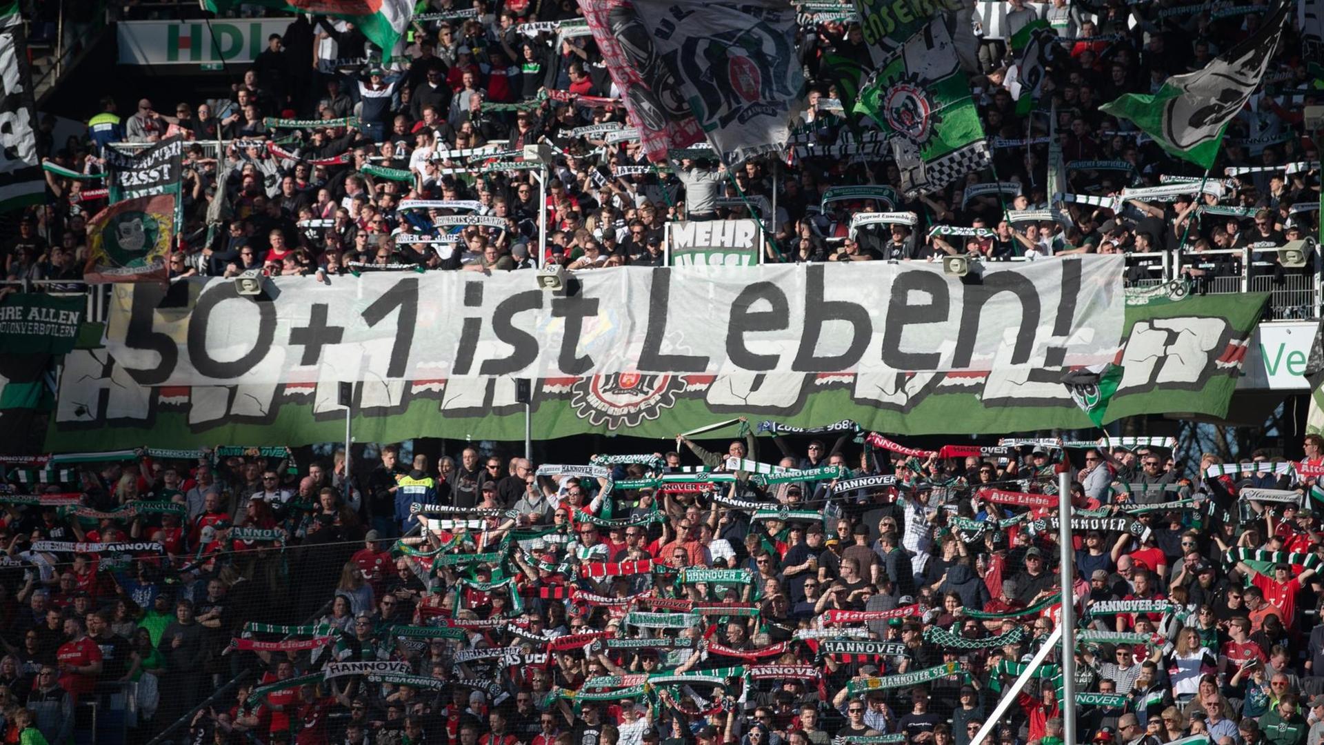 Fans haben sich schon mehrfach für den Erhalt der Regel ausgesprochen. Fans haben sich schon mehrfach für den Erhalt der Regel ausgesprochen.