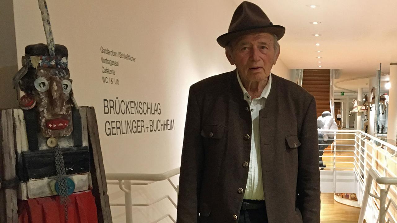 Altbürgermeister Walter Eberl im Buchheim-Museum der Phantasie in Bernried am See Altbürgermeister Walter Eberl im Buchheim-Museum der Phantasie in Bernried am See
