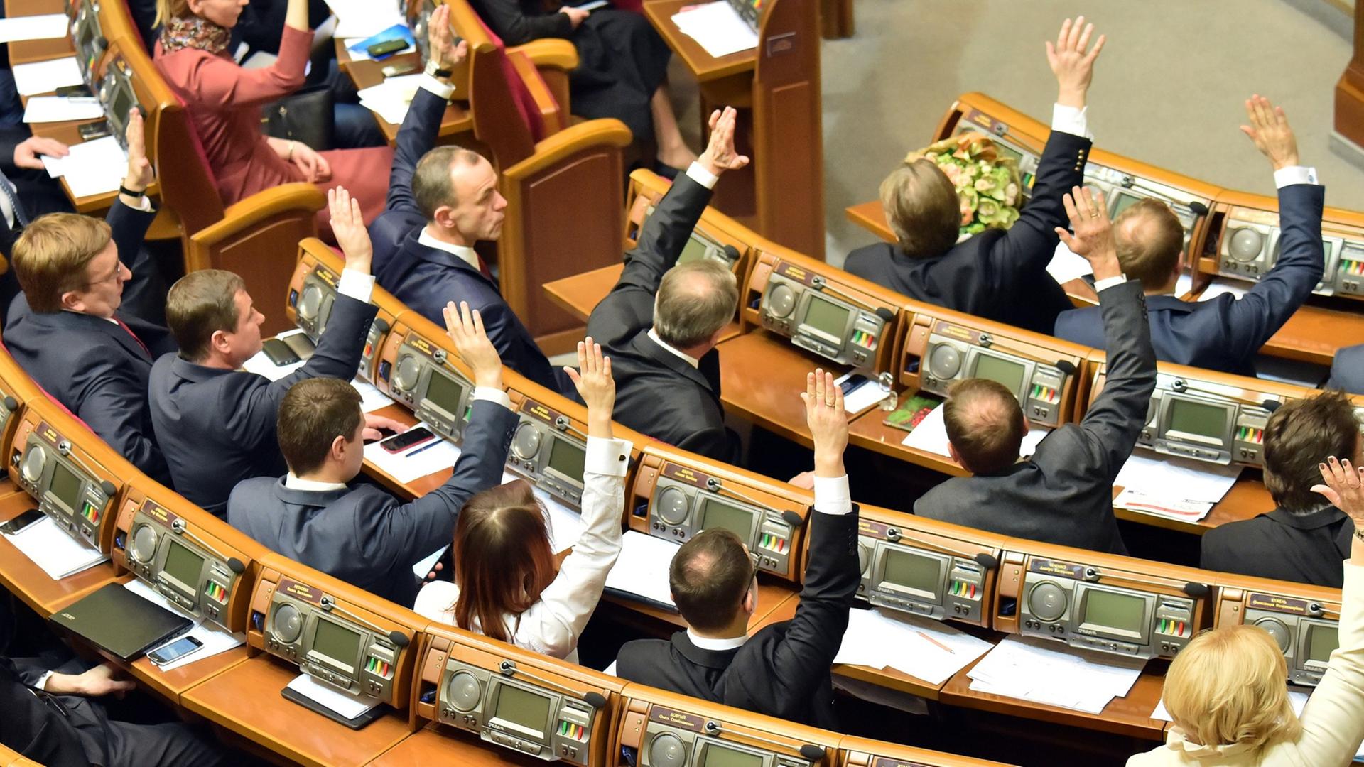 Das ukrainische Parlament während einer Abstimmung. Das ukrainische Parlament während einer Abstimmung.