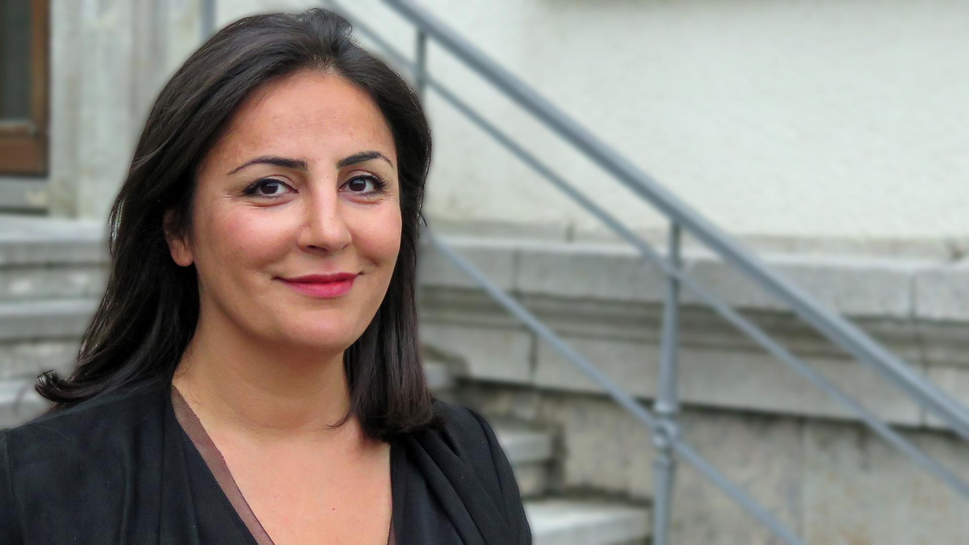 Düzen Tekkal zu Gast bei Deutschlandradio Kultur im August 2016. Düzen Tekkal zu Gast bei Deutschlandradio Kultur im August 2016.