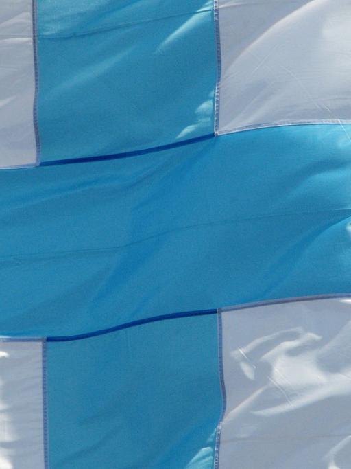 Flaggen der EU-Länder - Finnland