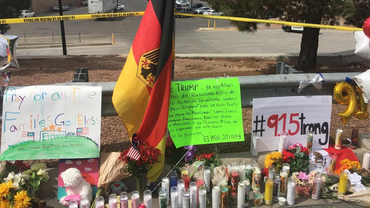 Gedenkstelle für die Opfer des Attentats von El Paso; auch ein Deutscher kam hier ums Leben Gedenkstelle für die Opfer des Attentats von El Paso; auch ein Deutscher kam hier ums Leben