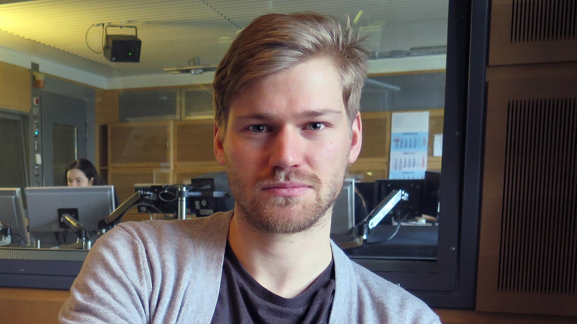 Shahak Shapira wurde Opfer eines antisemitischen Übergriffs. Instrumentalisieren lassen wollte er sich nicht. Shahak Shapira wurde Opfer eines antisemitischen Übergriffs. Instrumentalisieren lassen wollte er sich nicht.