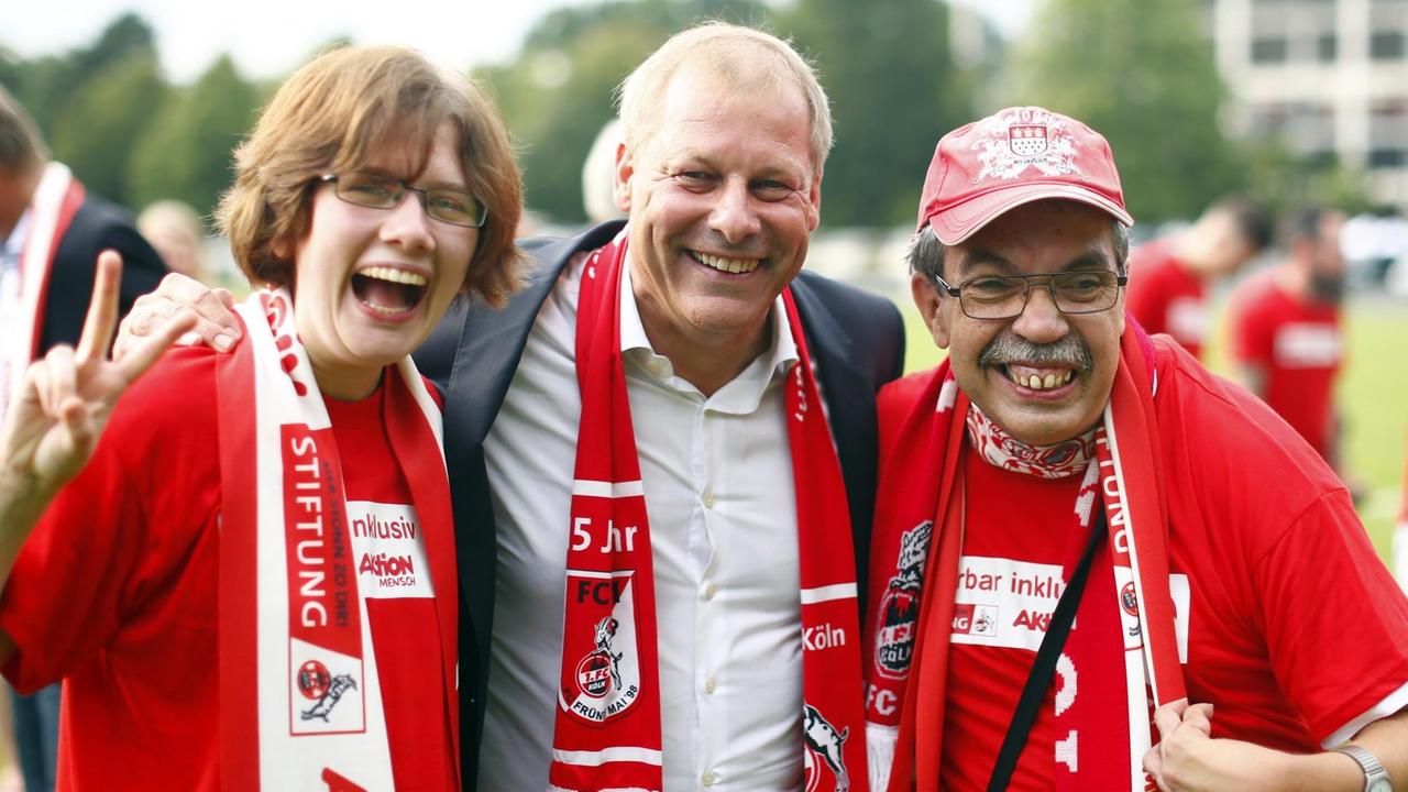 Aktion Mensch Aktionsspieltag Inklusion 1. FC Köln - Hamburger SV mit der Aktion Mensch im RheinEnergieStadion Köln am 25.08.2017. Aktion Mensch Aktionsspieltag Inklusion 1. FC Köln - Hamburger SV mit der Aktion Mensch im RheinEnergieStadion Köln am 25.08.2017.