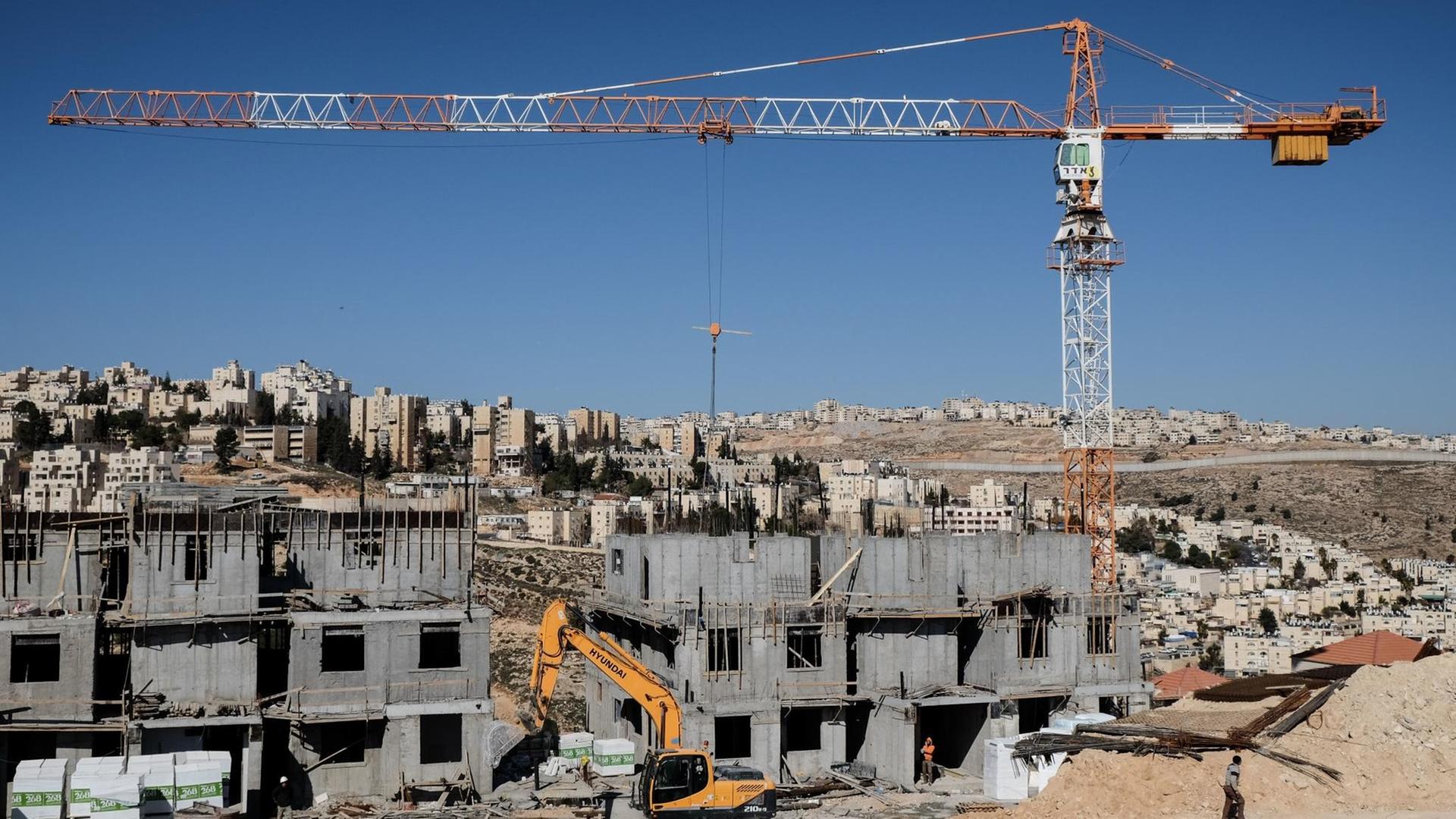 Siedlungsbau in Ost-Jerusalem im Januar 2017. Siedlungsbau in Ost-Jerusalem im Januar 2017.