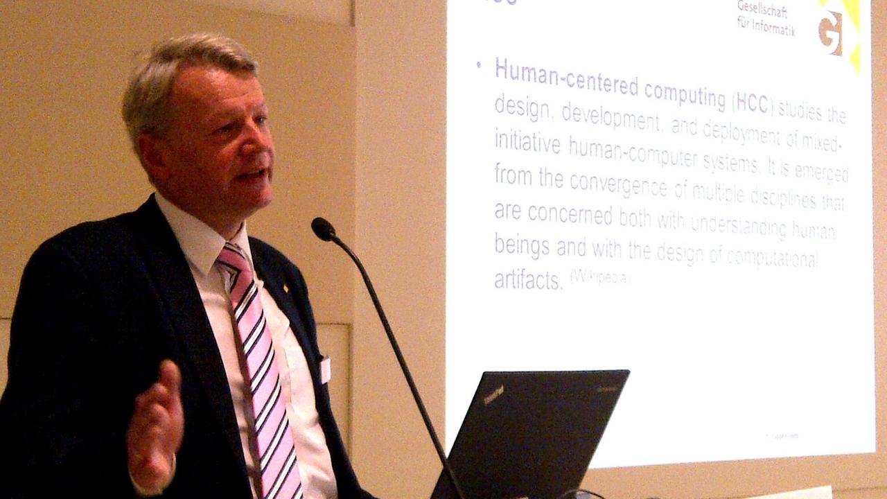 Prof. Dr. Peter Liggesmeyer, Präsident der GfI Prof. Dr. Peter Liggesmeyer, Präsident der GfI