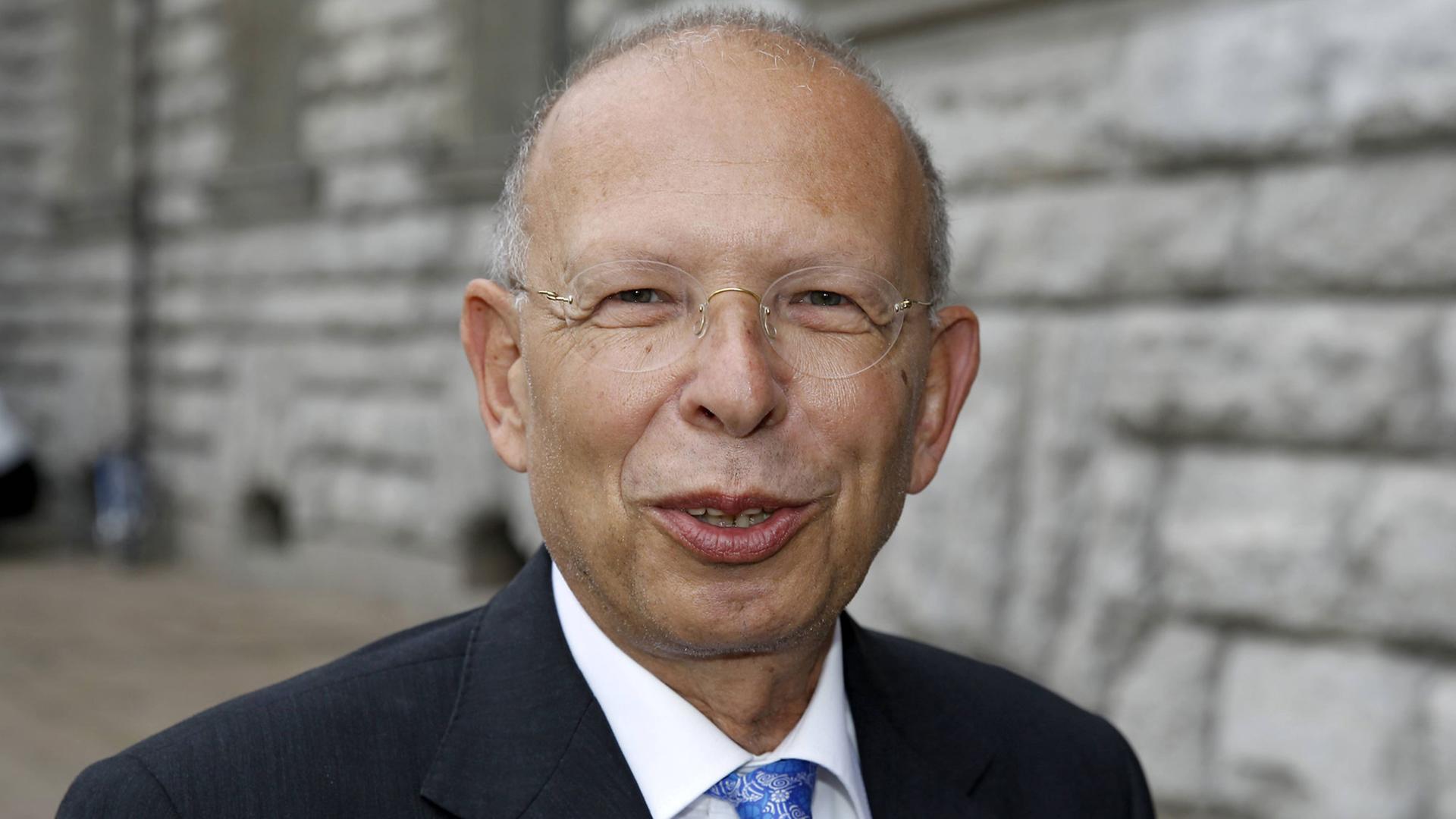 Der Publizist Rafael Seligmann im August 2013 in Berlin. Der Publizist Rafael Seligmann im August 2013 in Berlin.