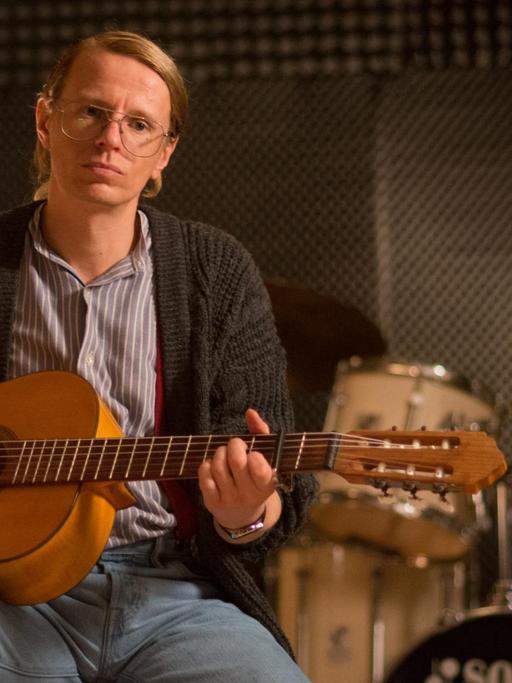 Alexander Scheer als Gundermann im gleichnamigen Spielfilm, der am 23. August in die Kinos kommt.