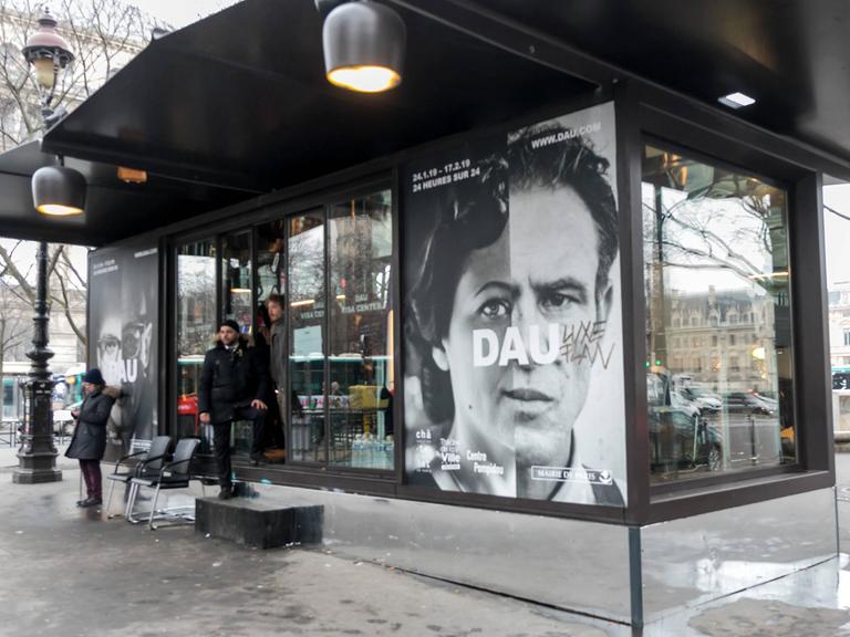 Außenansicht des DAU Visa Center in Paris: Totalitarismus hautnah erleben.