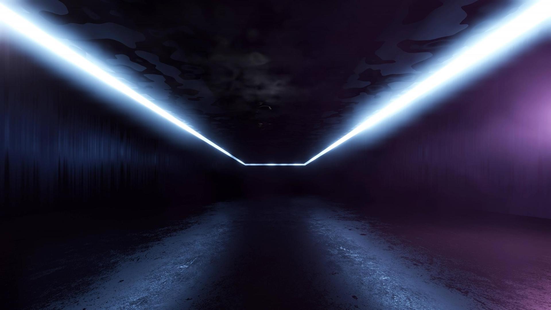 Ein futuristischer dunkler Korridor in den von den Rändern her Licht fällt