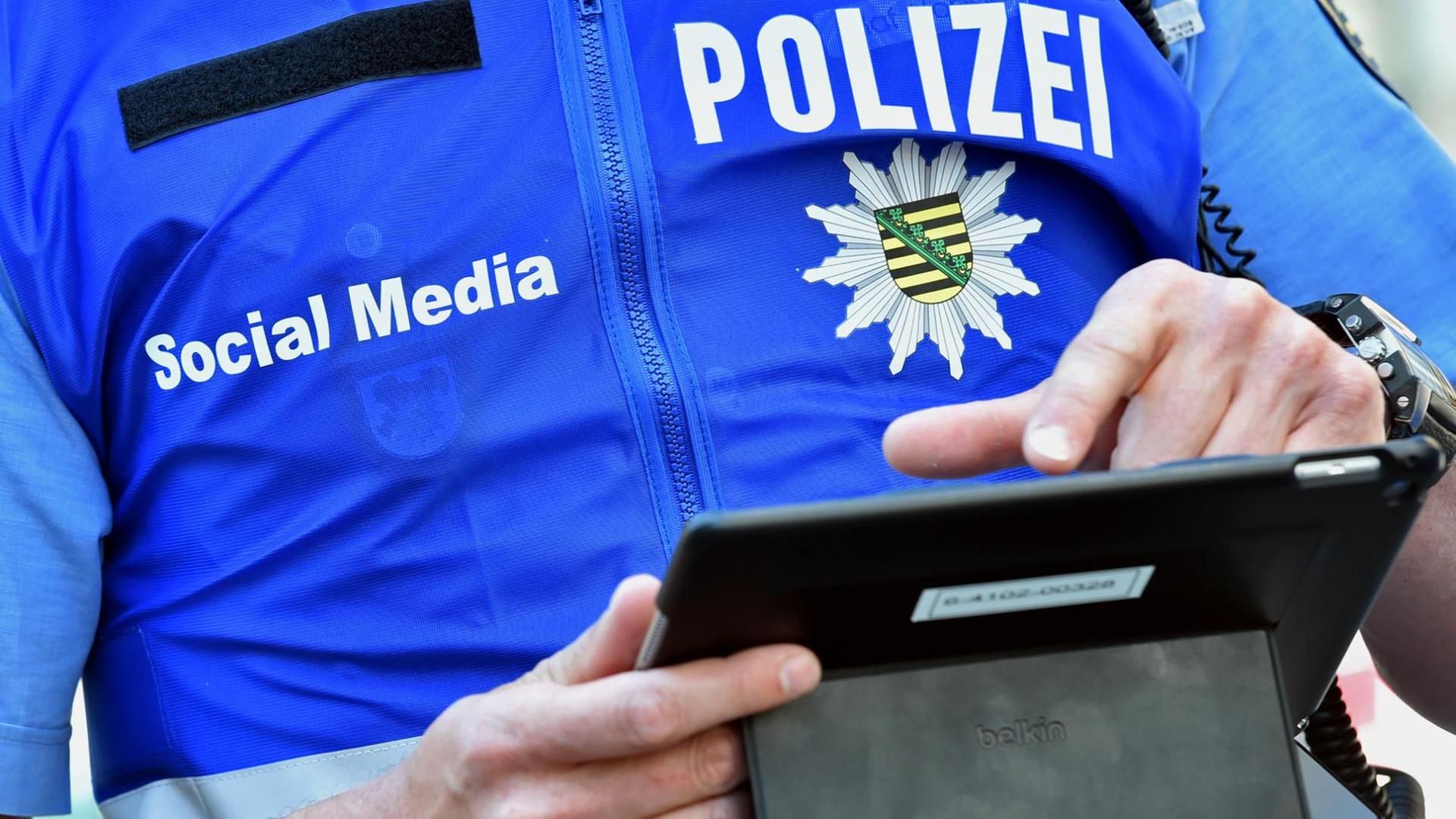 Das Internet? - Ein Fall für das Social Media Team der Polizei Das Internet? - Ein Fall für das Social Media Team der Polizei