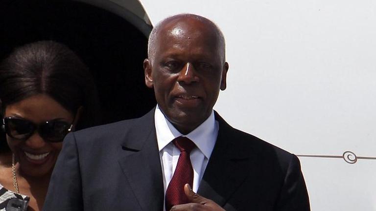 Der angolanische Präsident José Eduardo dos Santos bei einem Staatsbesuch in Havanna, Kuba. Der angolanische Präsident José Eduardo dos Santos bei einem Staatsbesuch in Havanna, Kuba.