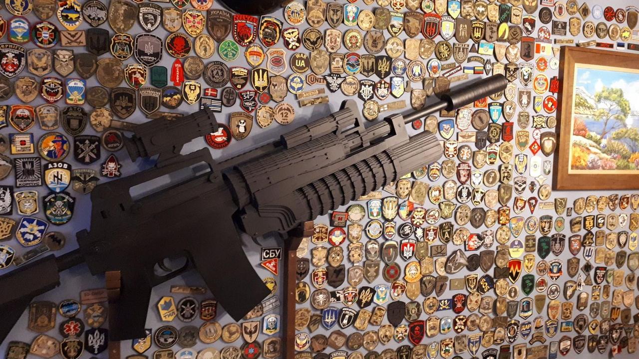 Militärischer Wandschmuck im Restaurant Militärischer Wandschmuck im Restaurant