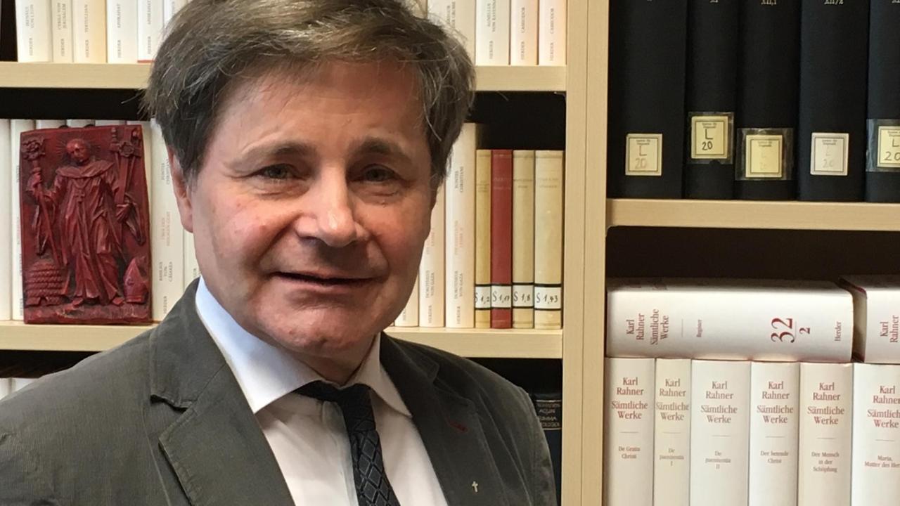 Bertram Stubenrauch, Professor für Dogmatik und Ökumene an der LMU München Bertram Stubenrauch, Professor für Dogmatik und Ökumene an der LMU München