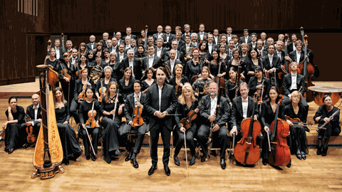 Die Deutsche Radio Philharmonie Saarbrücken Kaiserslautern mit ihrem Chefdirigenten Pietari Inkinen