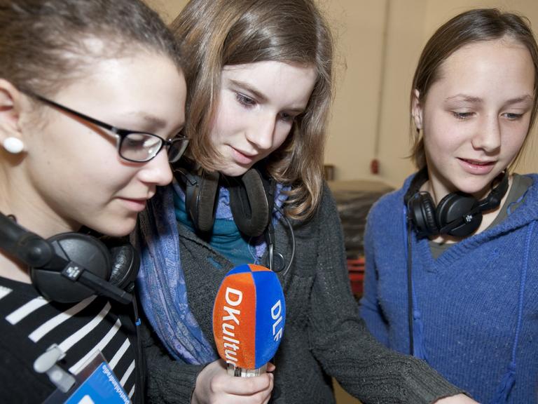 Schüler beim Deutschlandradio