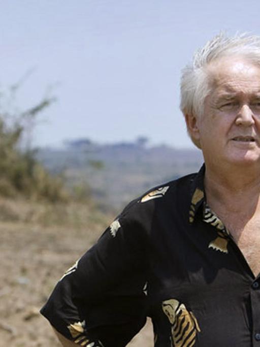 Der schwedische Autor Henning Mankell 2007 in Mosambik