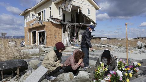 Ein Haus, das durch den Tsunami in der Region um Fukushima zerstört wurde