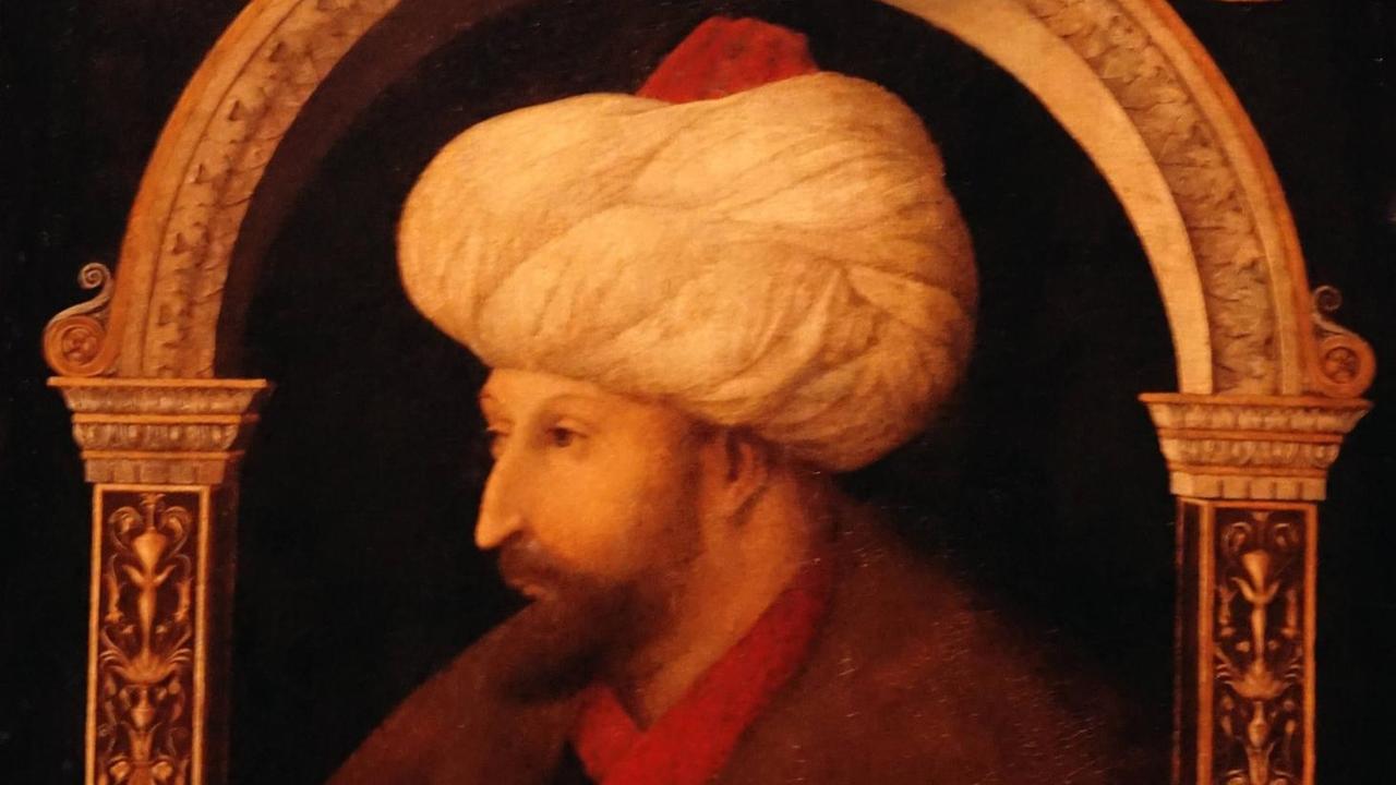 Ein zeitgenössisches Ölgemälde von Gentile Bellini zeigt Sultan Mehmed II (1432-1481)
Ein zeitgenössisches Ölgemälde von Gentile Bellini zeigt Sultan Mehmed II (1432-1481)