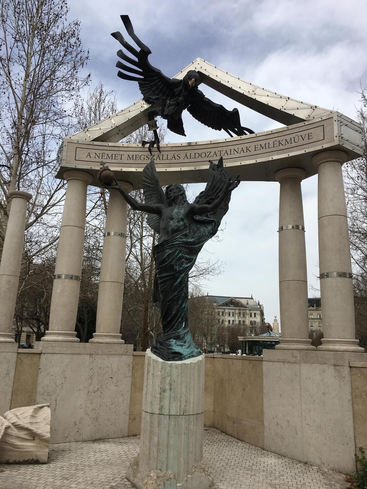 Freiheitsdenkmal in Budapest Freiheitsdenkmal in Budapest