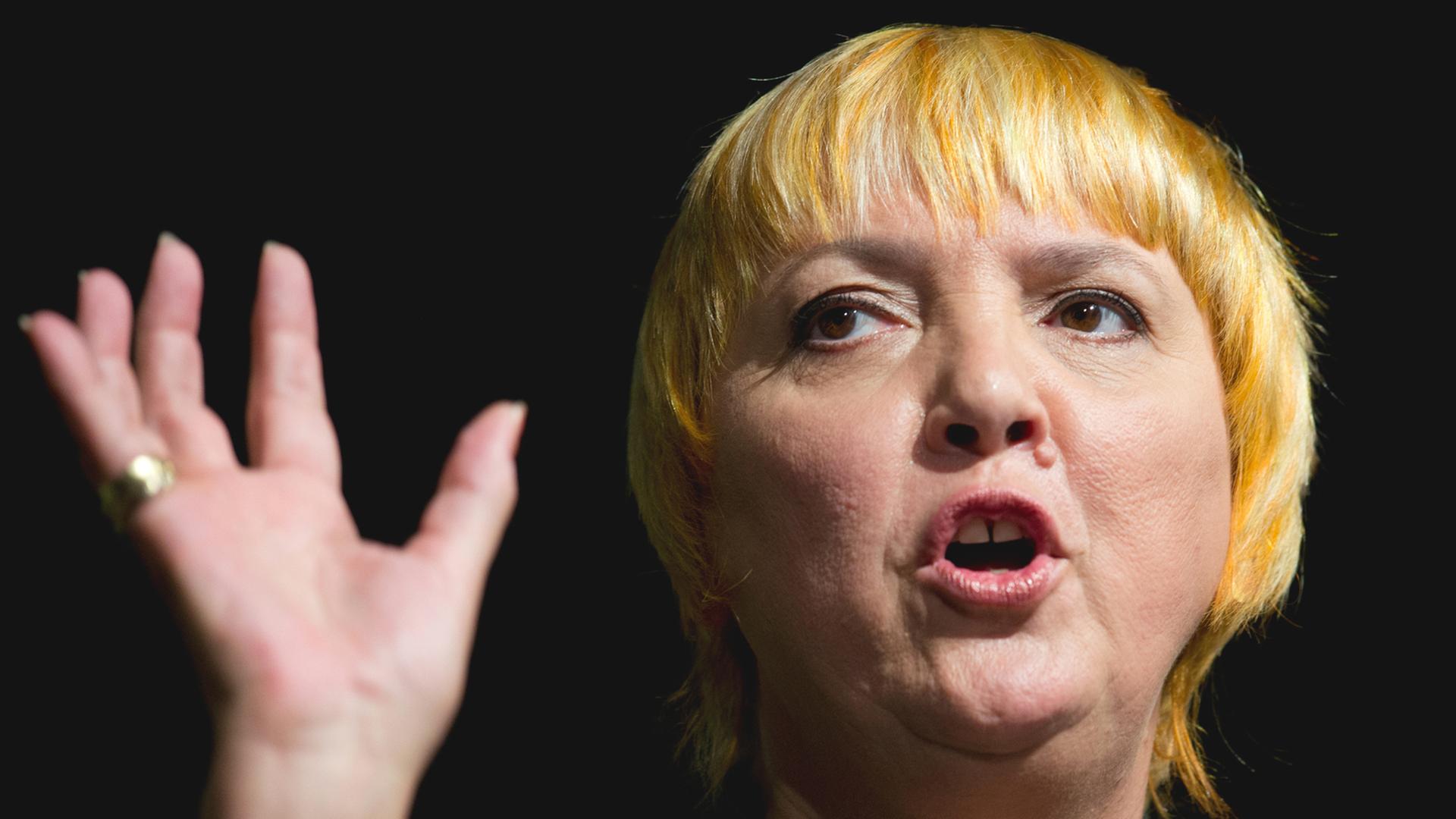 Claudia Roth (Grüne), stellvertretende Bundestagspräsidentin Claudia Roth (Grüne), stellvertretende Bundestagspräsidentin