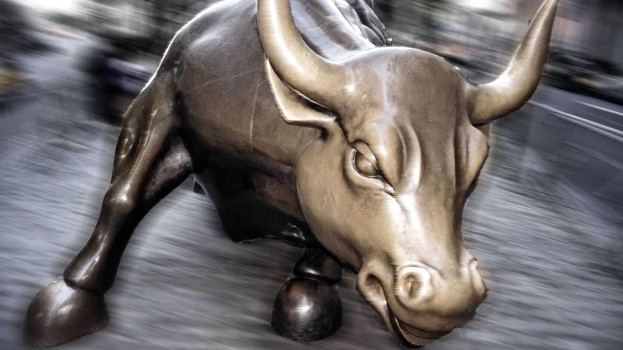 Bullenstatue auf der Wallstreet in New York Bullenstatue auf der Wallstreet in New York