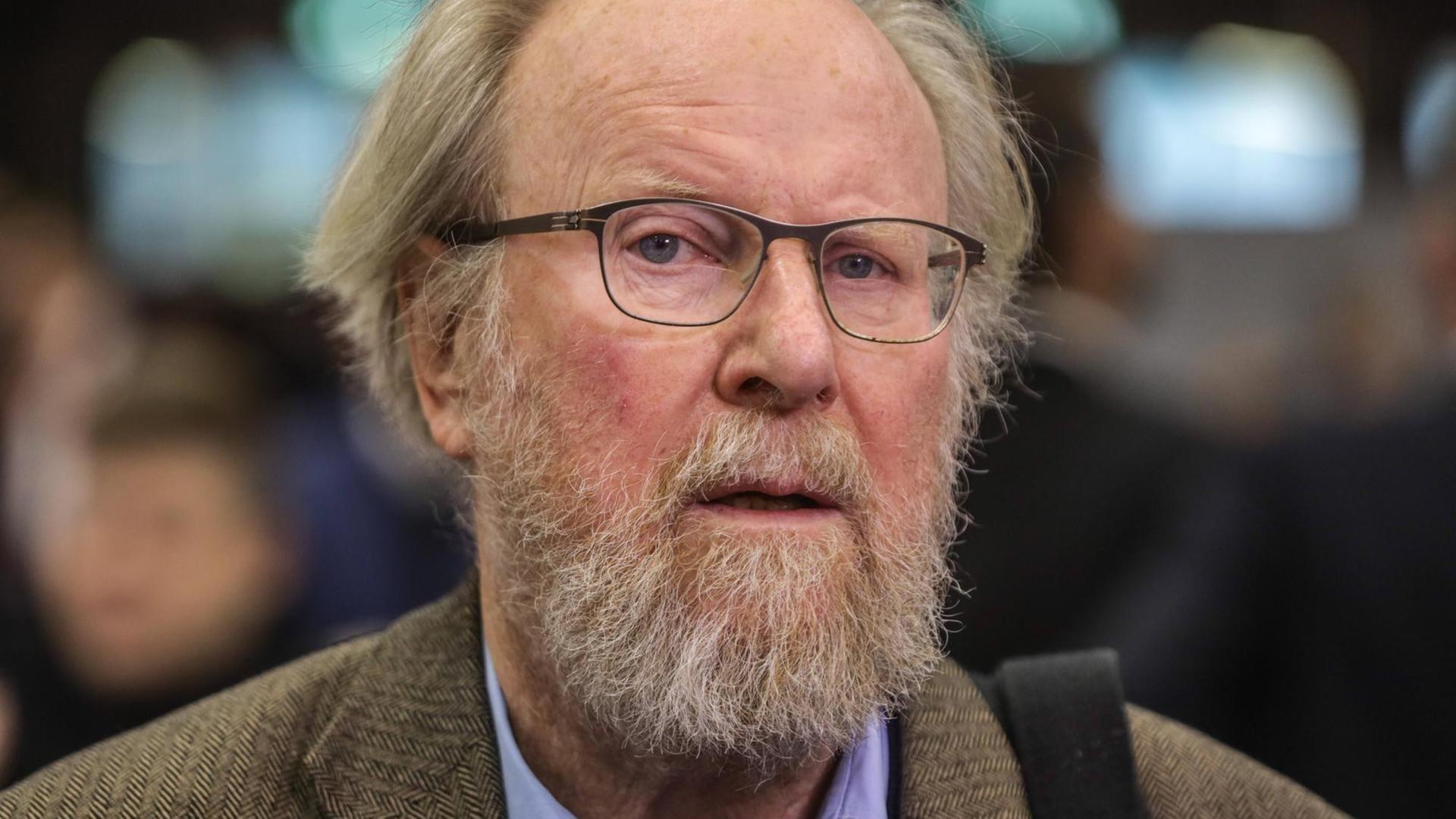 Wolfgang Thierse im Porträt Wolfgang Thierse im Porträt
