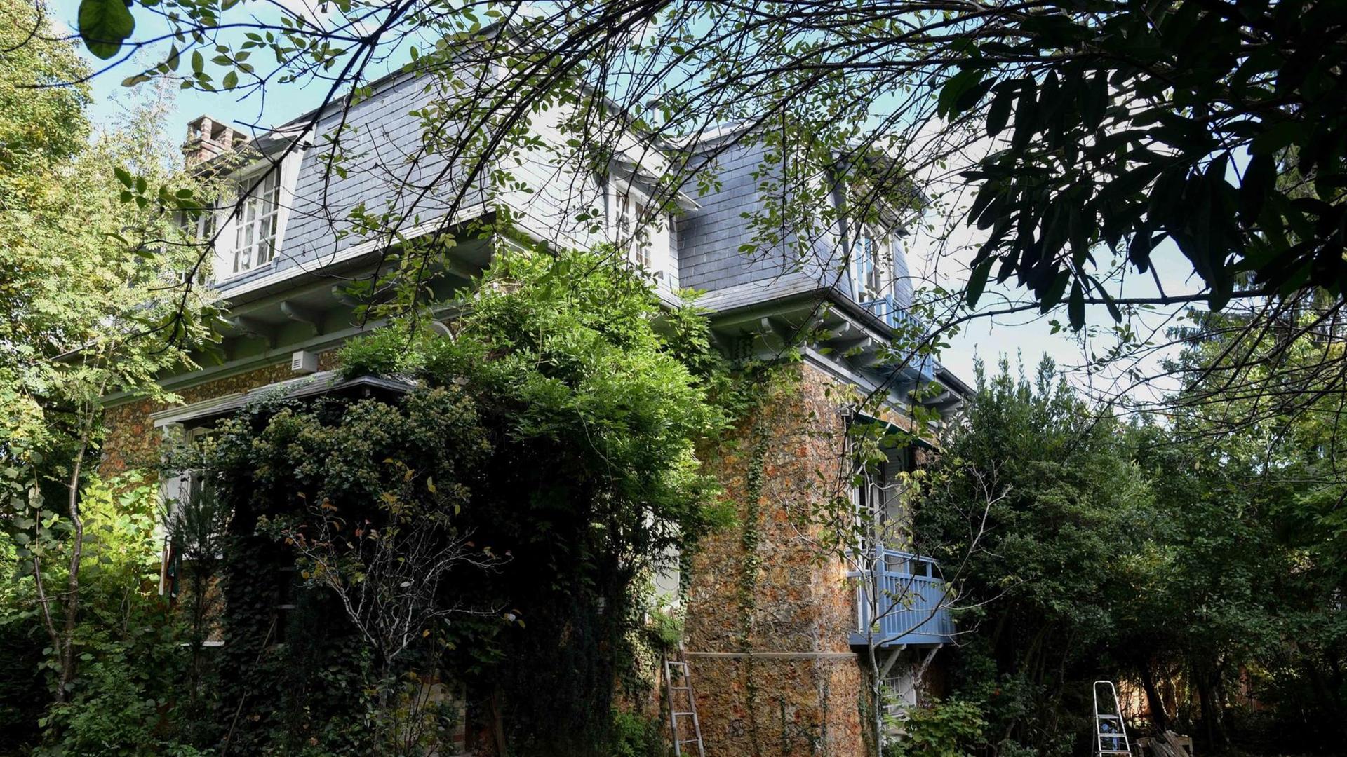 Das Wohnhaus von Peter Handke in Chaville bei Paris Das Wohnhaus von Peter Handke in Chaville bei Paris