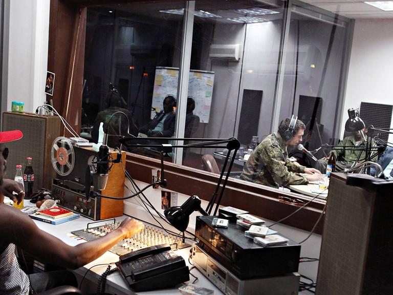 HATE RADIO von Milo Rau